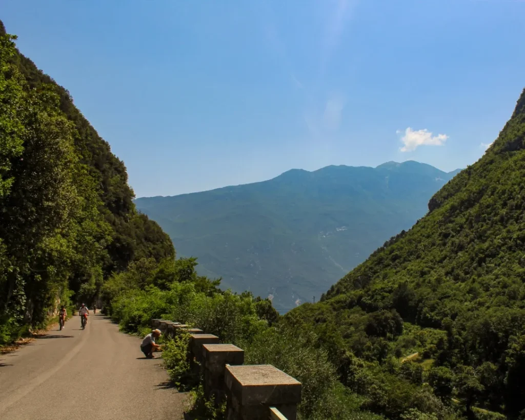 Sentiero del Ponale road