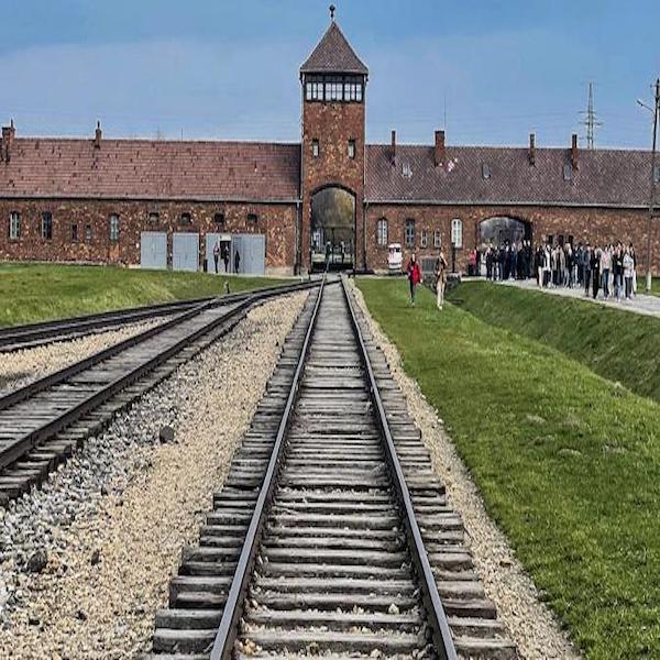 Getting From Krakow To Auschwitz, A Straightforward Guide