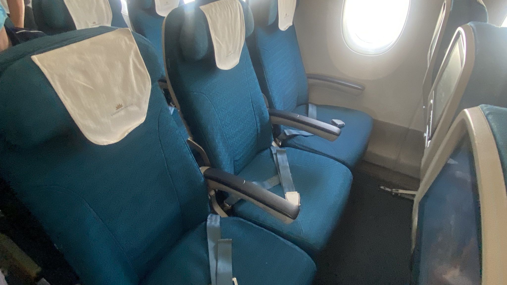 Vietnam Airlines economy seat