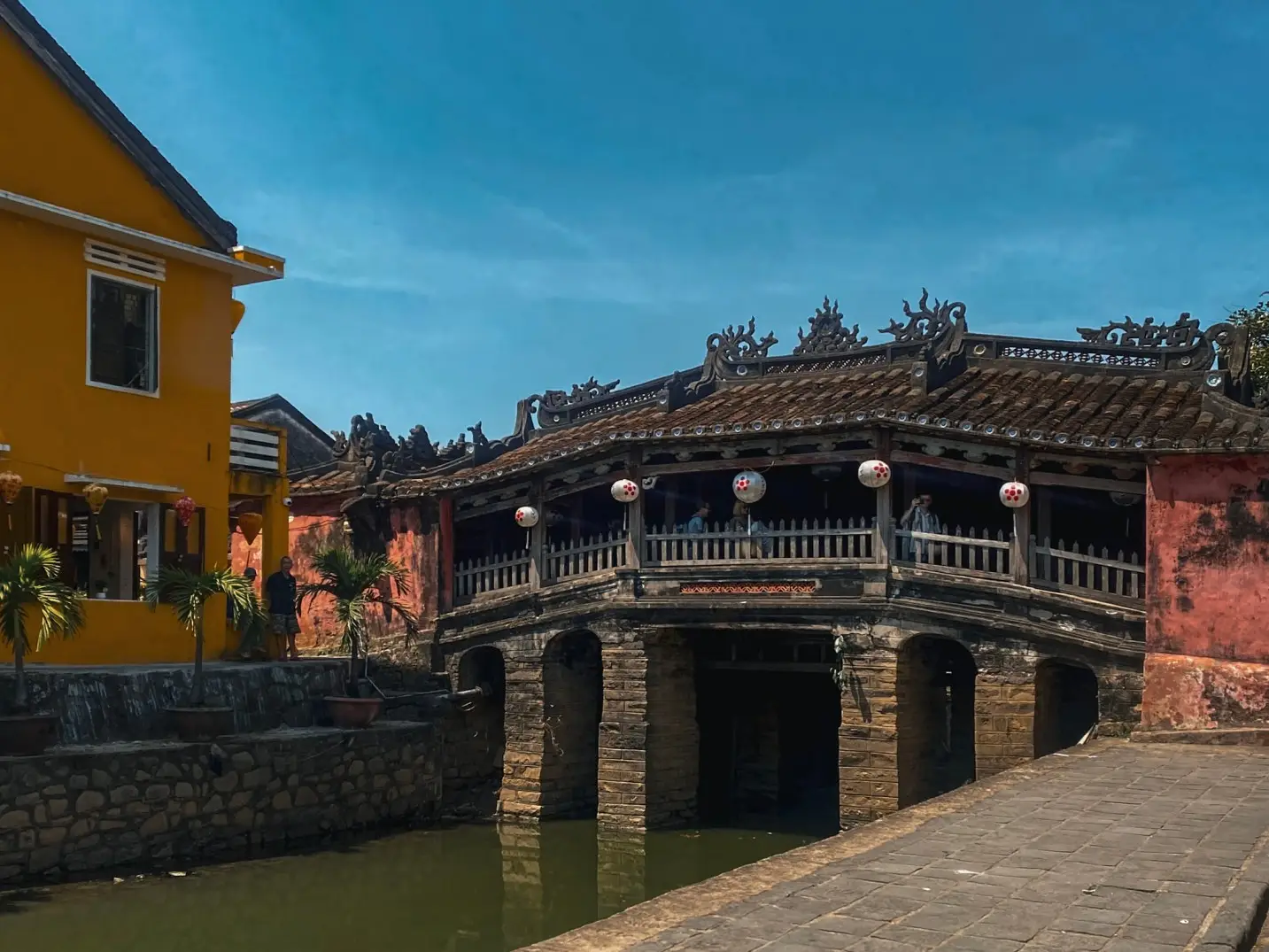 japanese bridge, things to do old town hoi an