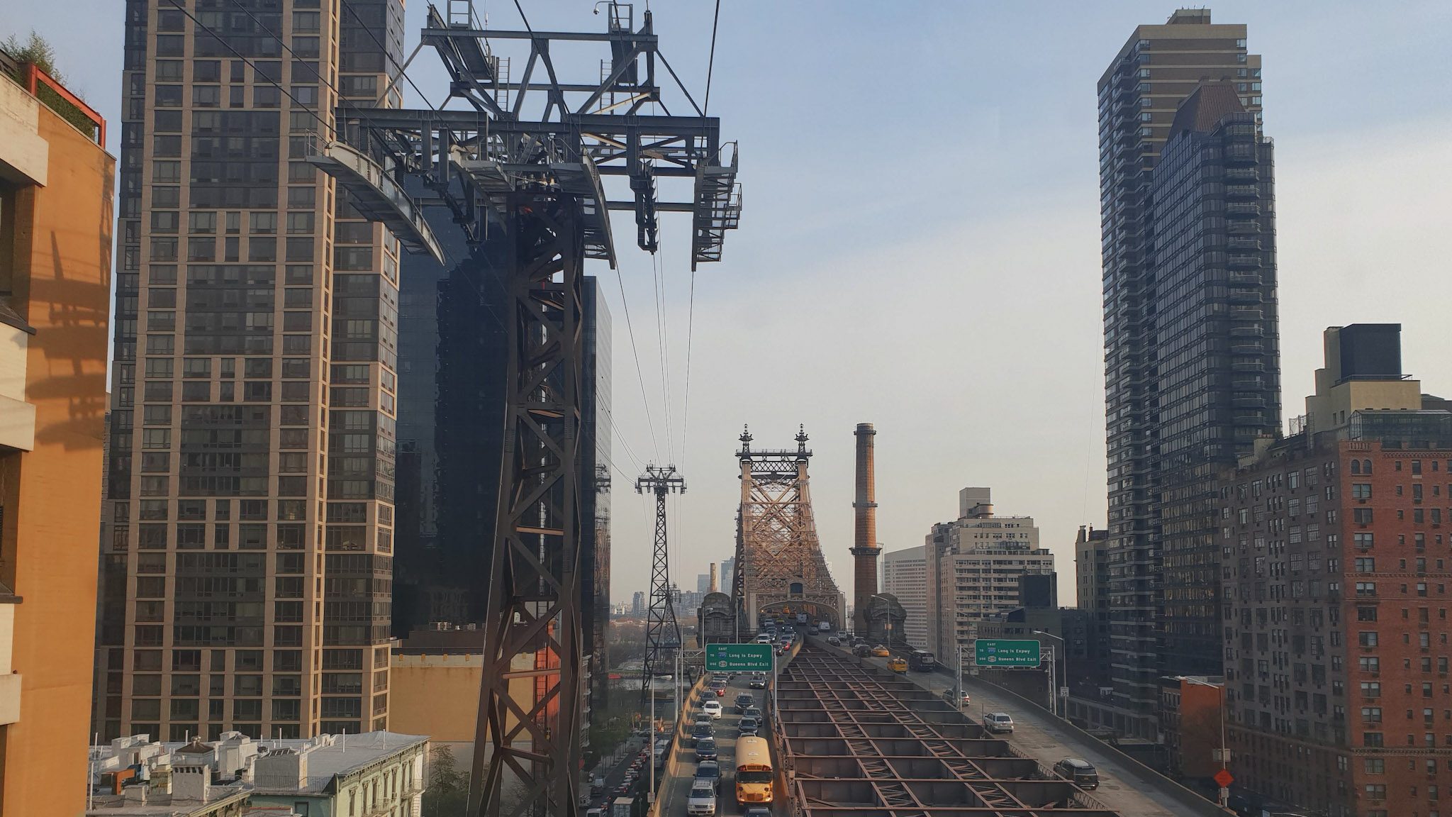 Roosevelt Island Tramway. first timers guide to nEW YORK