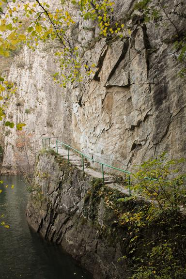 matka canyon hike - what to do in Matka Canyon