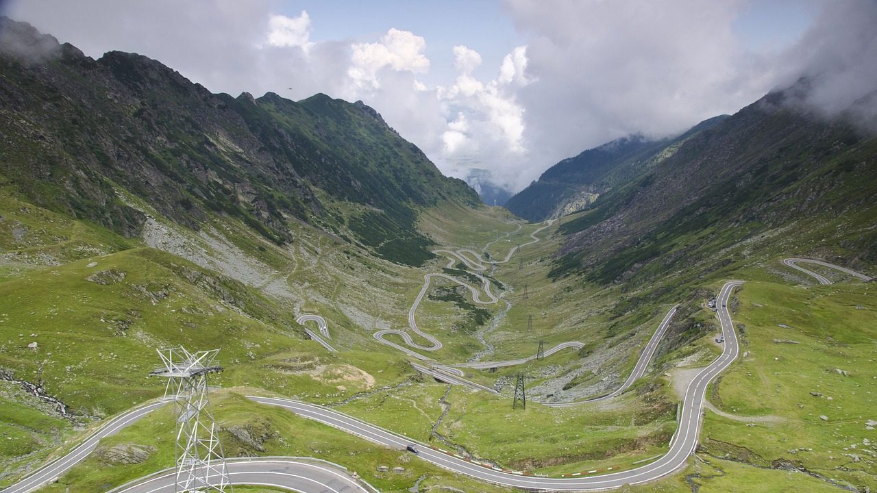 Transfagarasan Highway - best things to do in Sibiu