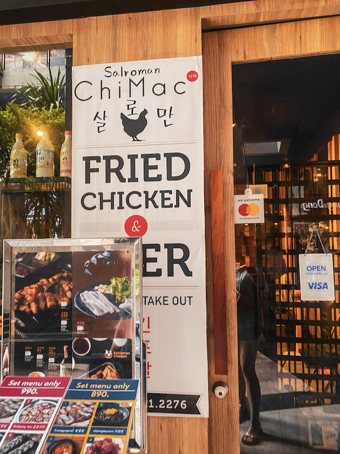 korean town bangkok friend chicken restaurant chimac