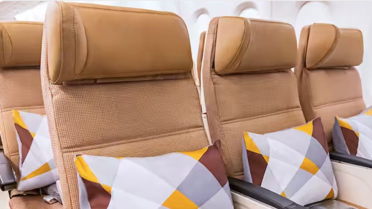 economy seat review Etihad Airways