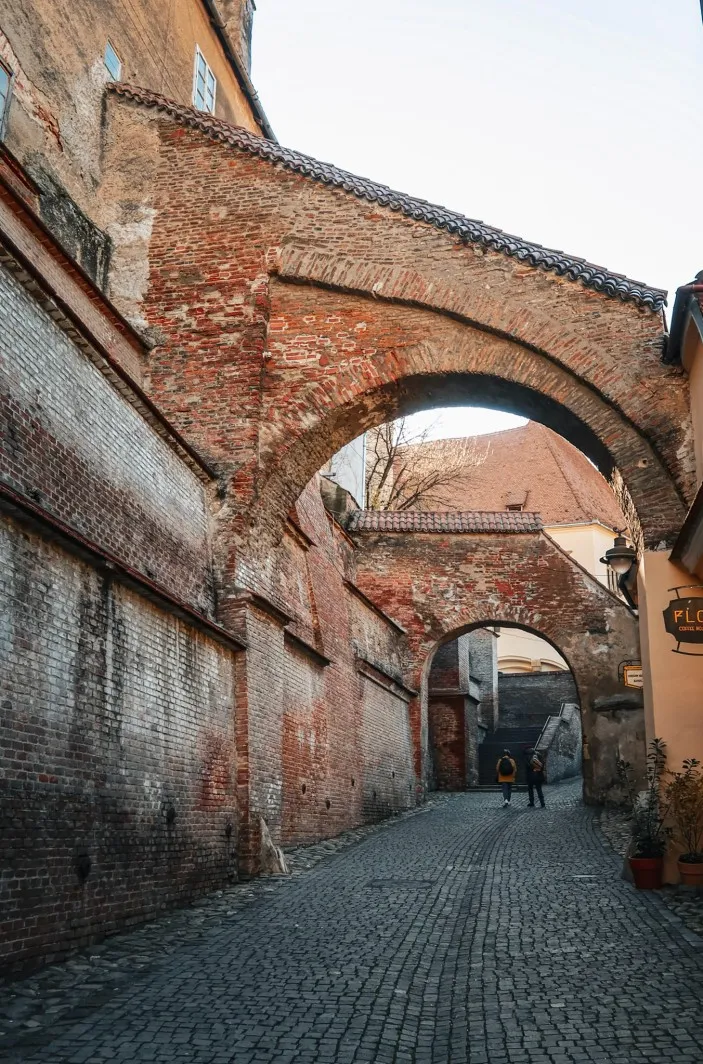 what to do in Romania