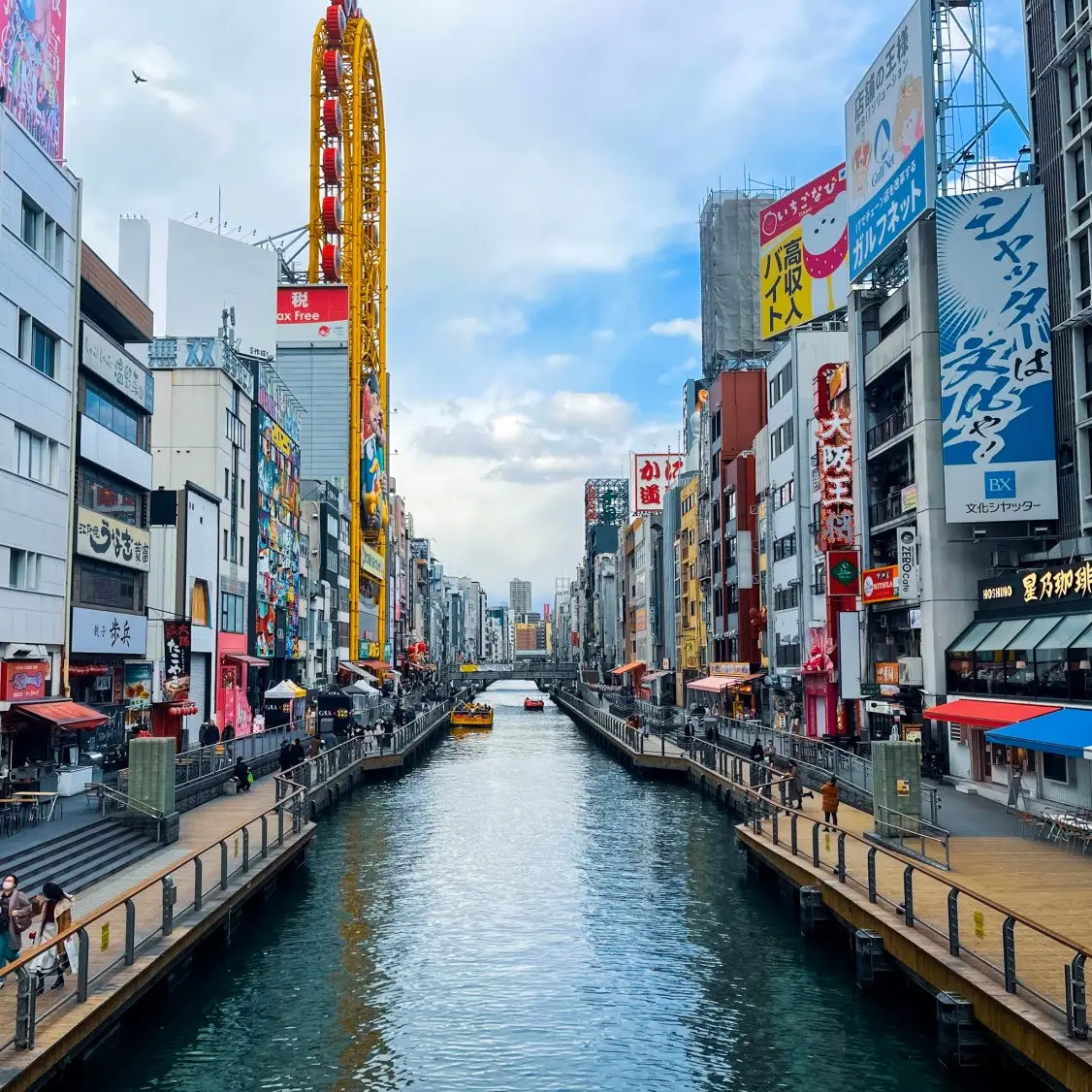 dotonbori is one of the most fun places to visit in OSAKA