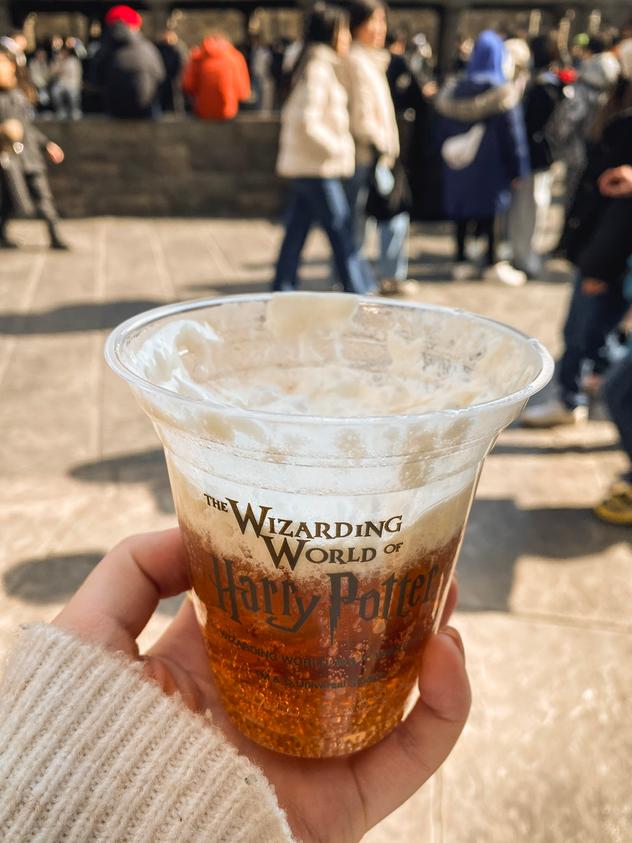 Butter beer in Wizarding World of Harry Potter | best things to do in Osaka