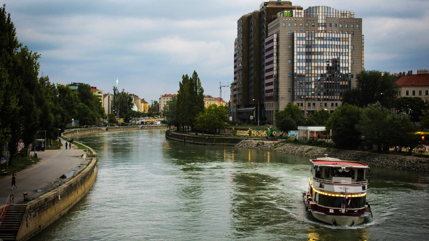 danube cruise - best things to do in Vienna