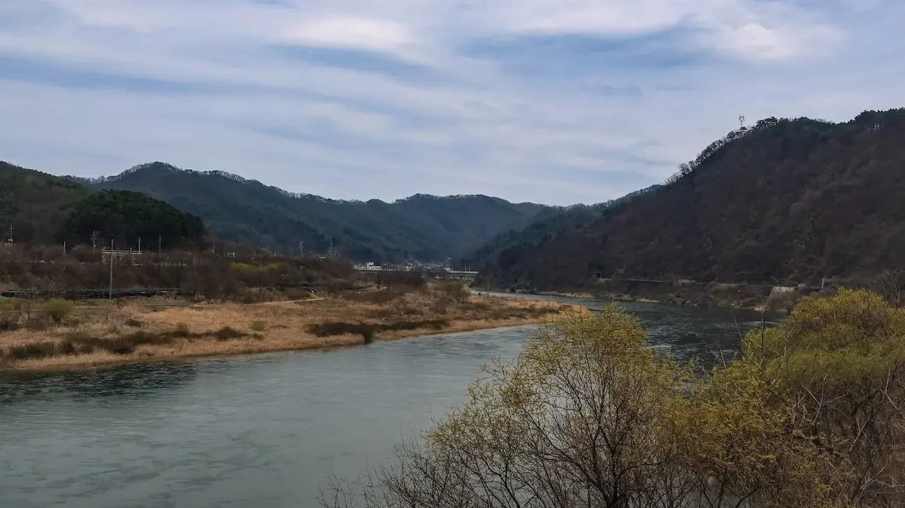 scenery along the gimyujeong route rail park