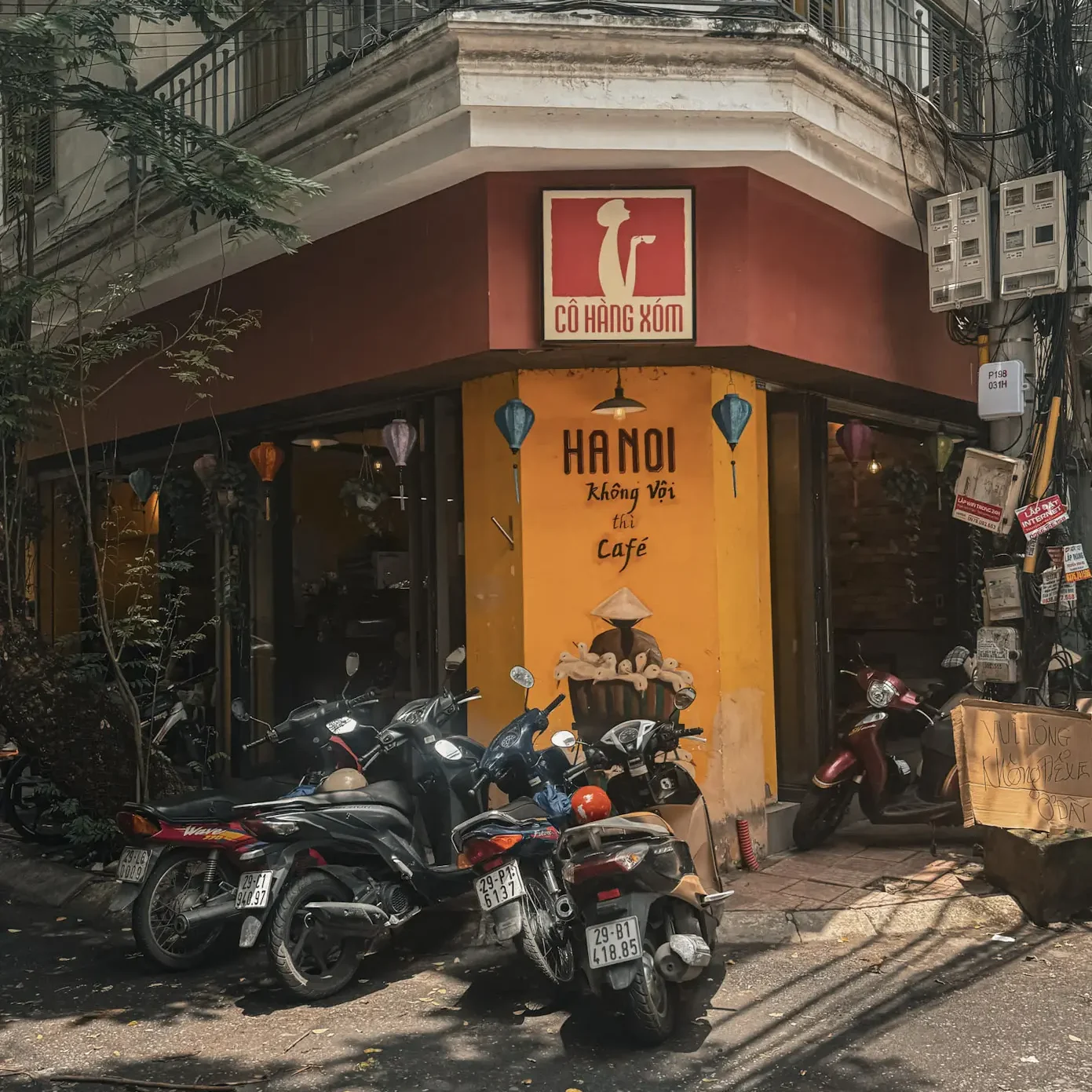 cafes of hanoi - truc bach