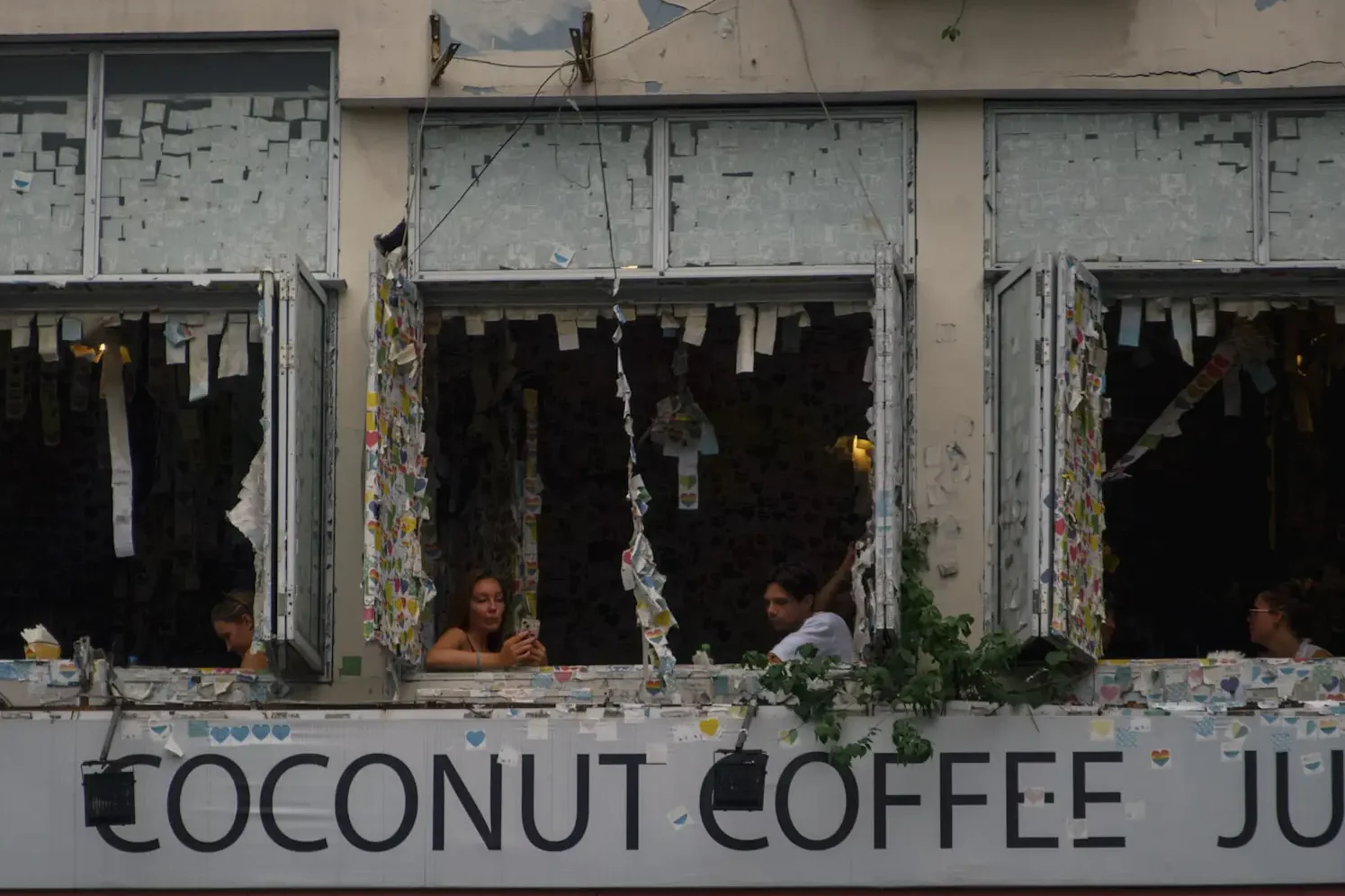 note coffee hanoi old quarter photo