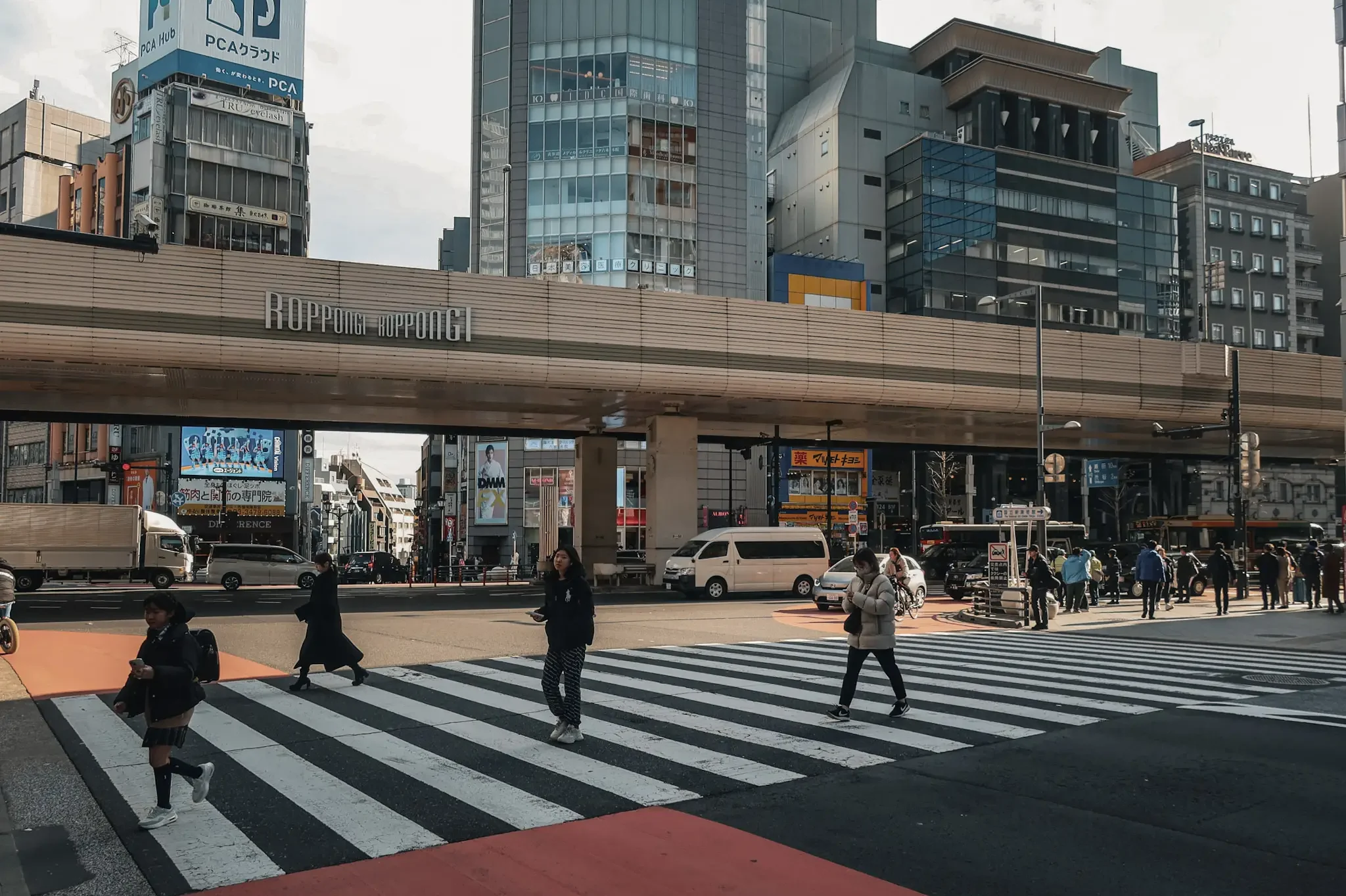 Roppongi - BEST AREA TO STAY IN TOKYO FOR NIGHTLIFE