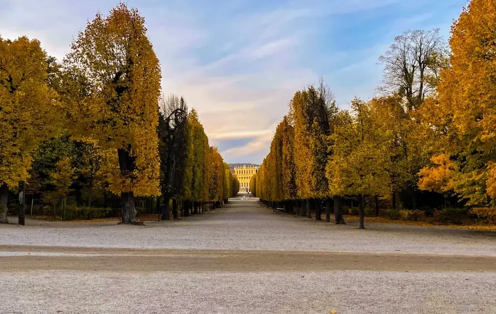 SCHONBRUN PALACE GARDENS - VIENNA TRAVEL GUIDE