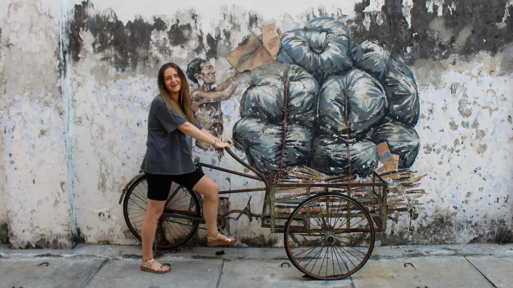 tara o'reilly mural art lane ipoh day trip itinerary