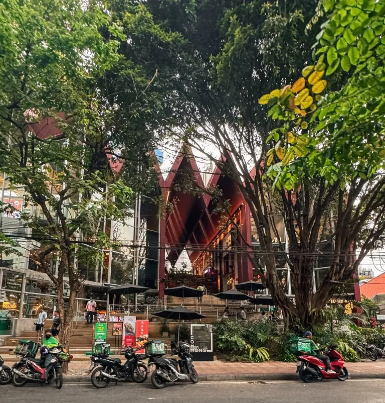 neighbourhoods in bangkok