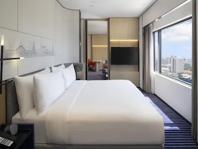 crowne plaza luxury hotel bangkok