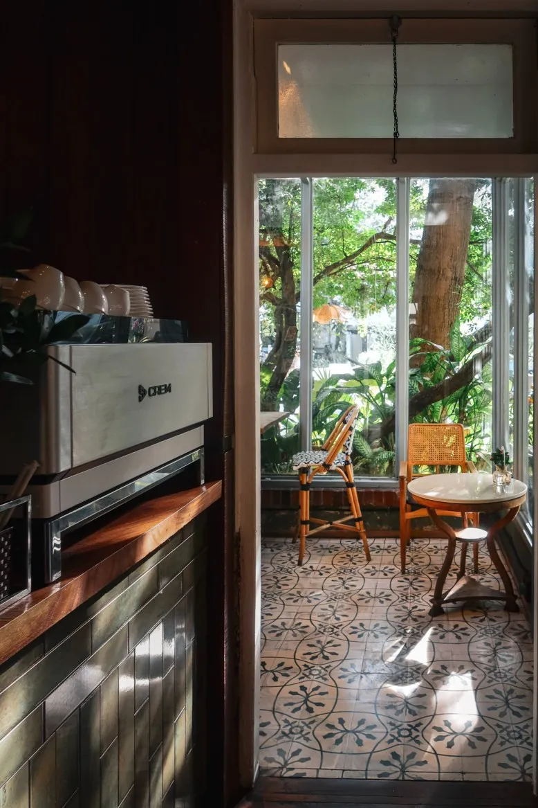best cafes in bangkok