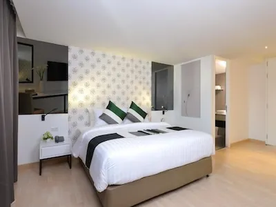 Le D'Tel, affordable modern hotel in Sathorn Bangkok's financial district
