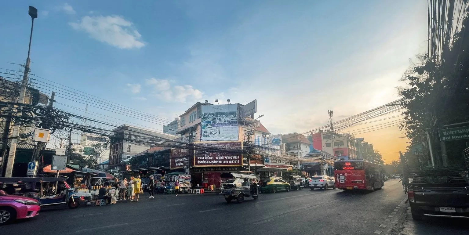 backpacker area bangkok