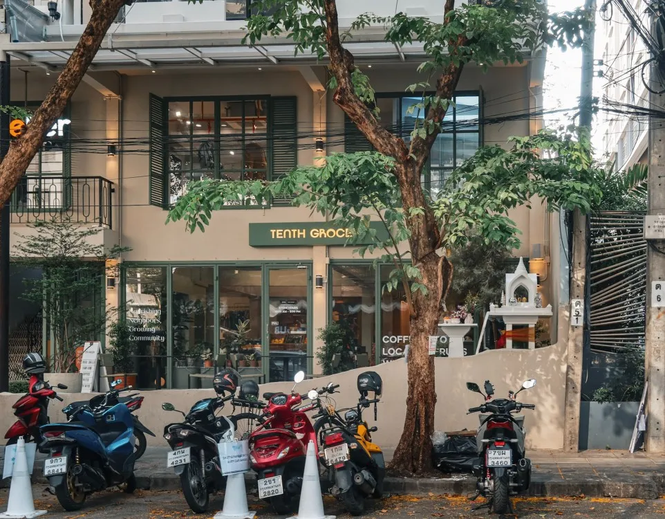 cafes in sathorn