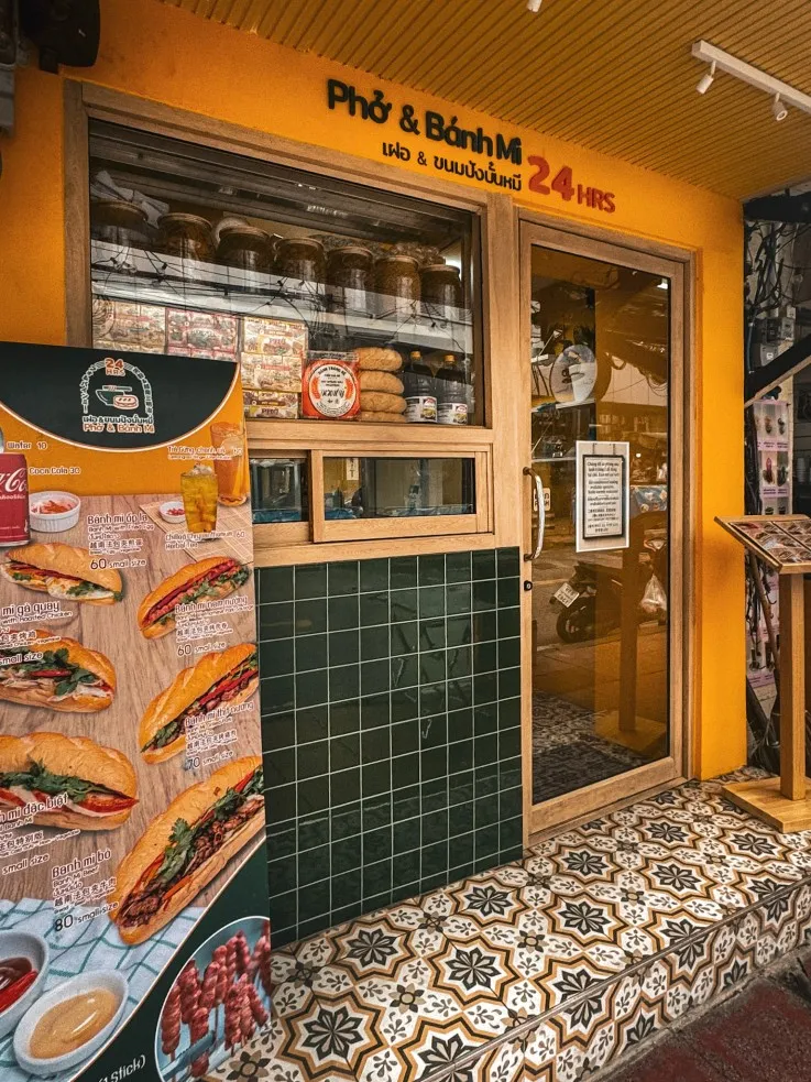 what to eat silom bangkok