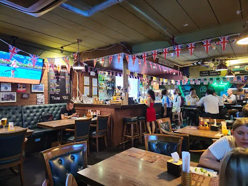 best chicken wings in bangkok