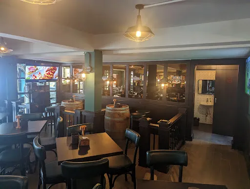 irish pub si lom