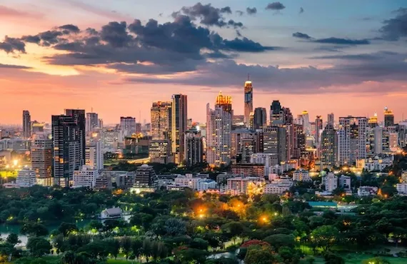 silom neighbourhood guide