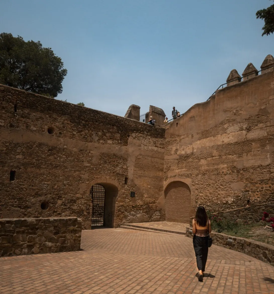 24 hours in malaga, you must see the alcazaba
