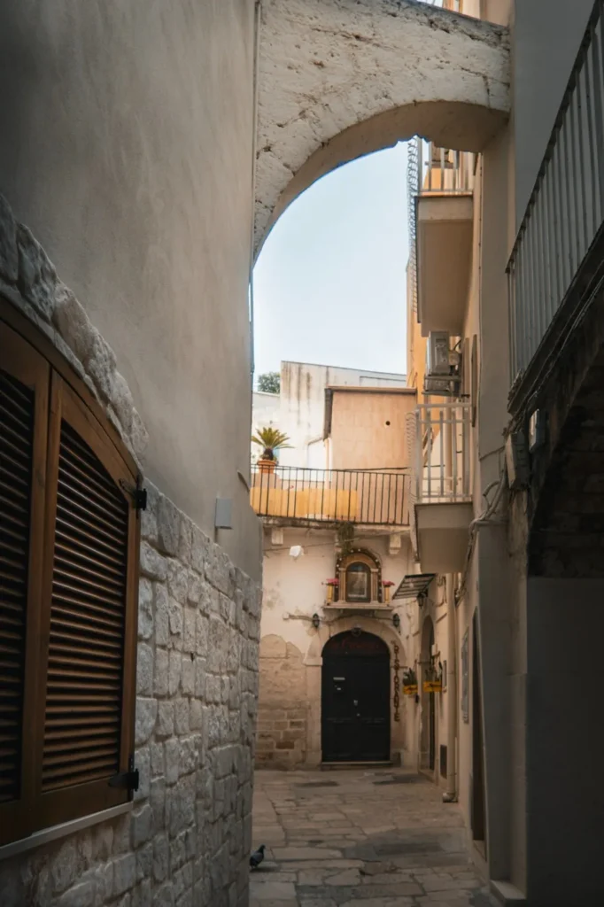 bari old town walking itinerary