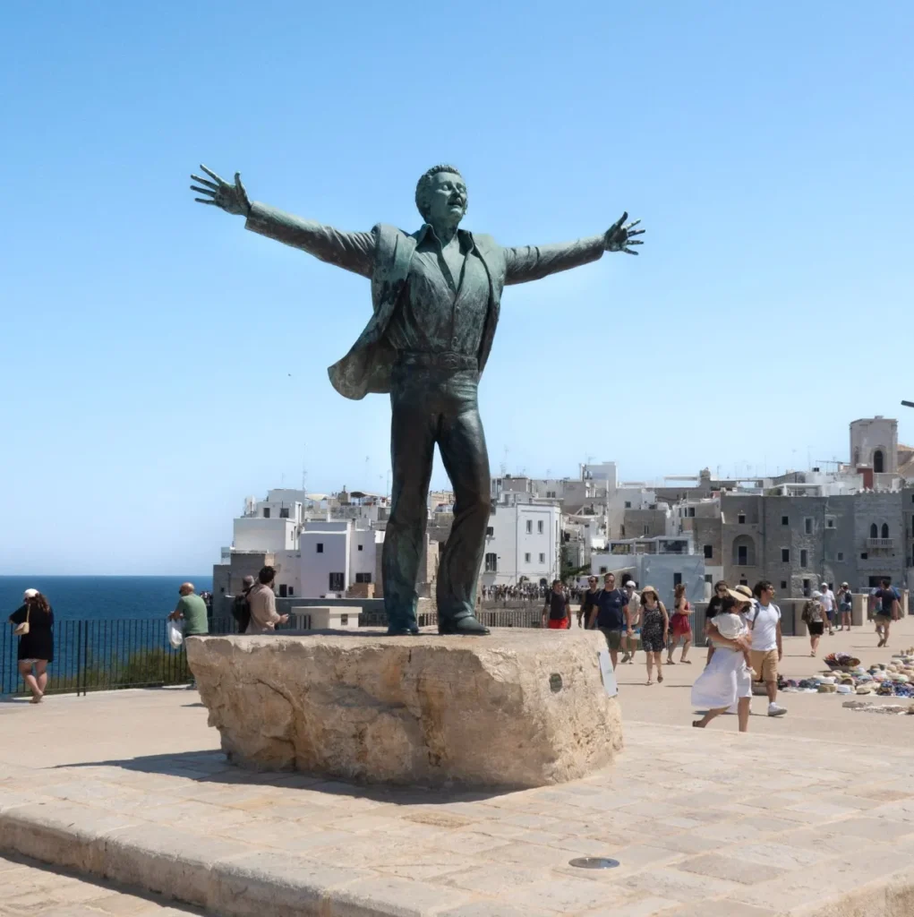 Domenico Modugno poliganano