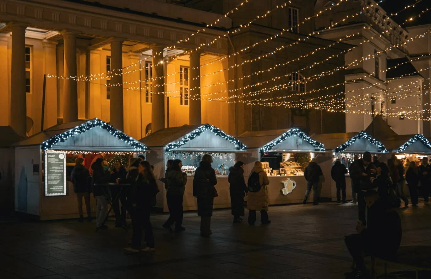 christmas market stalls vilnius