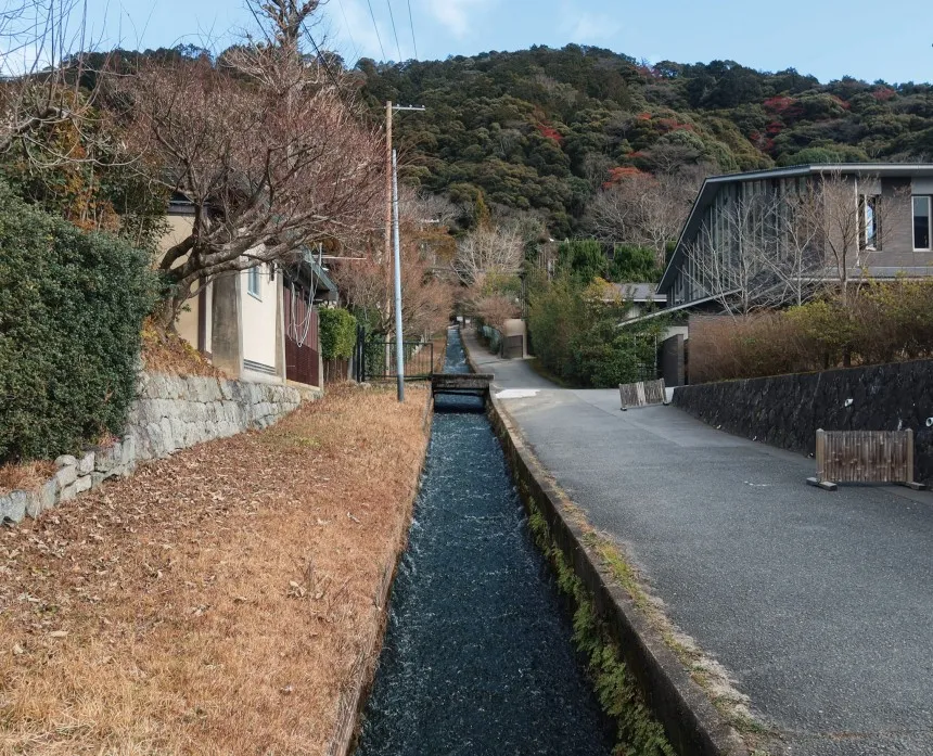 peaceful areas to stay in kyoto