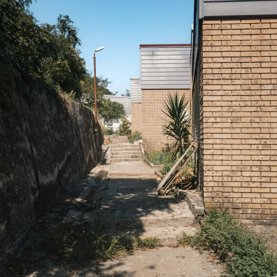entrance to fort vrmac trail