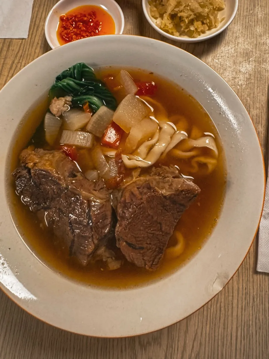 beef noodle taiwan
