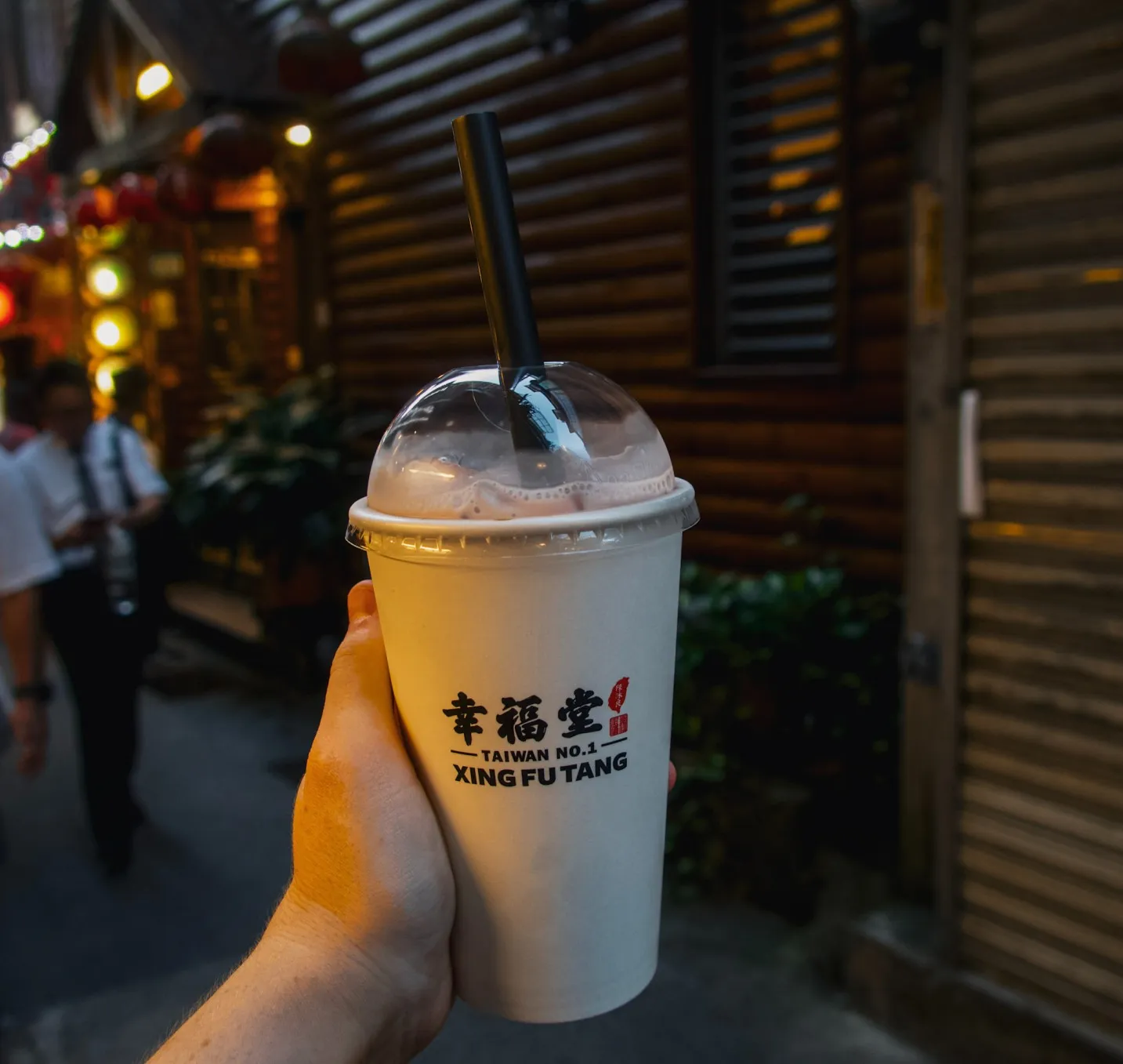 bubble tea must try taiwan food