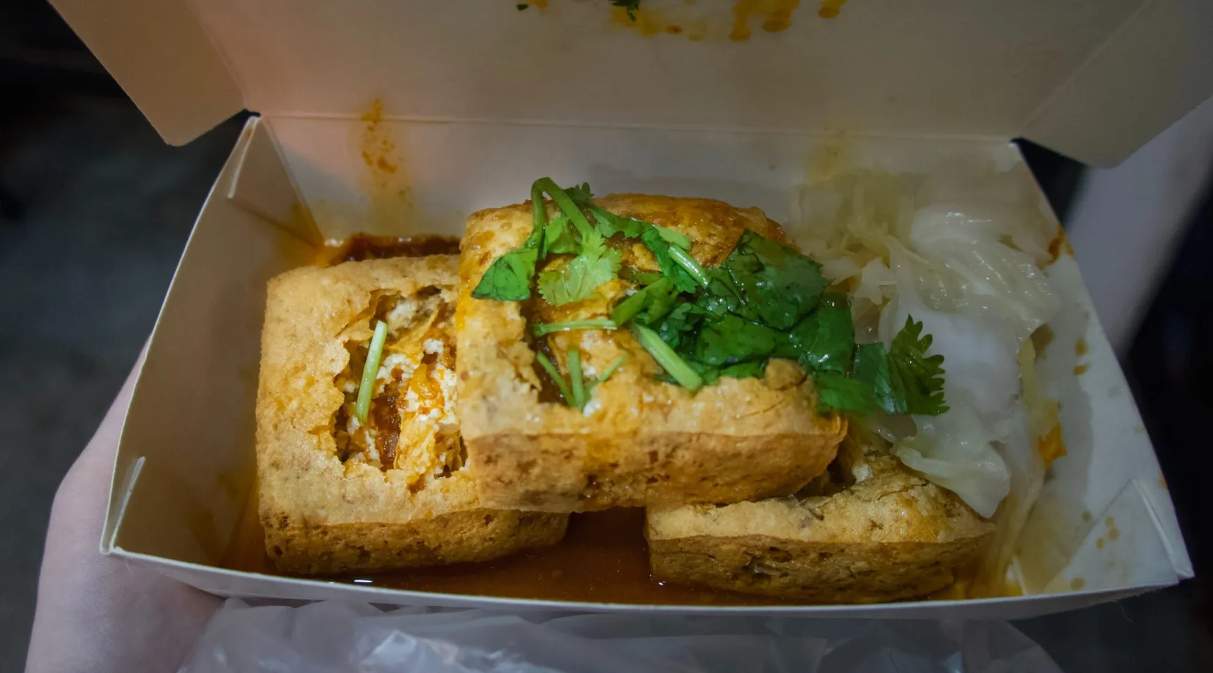 stinky tofu things to eat in taiwan