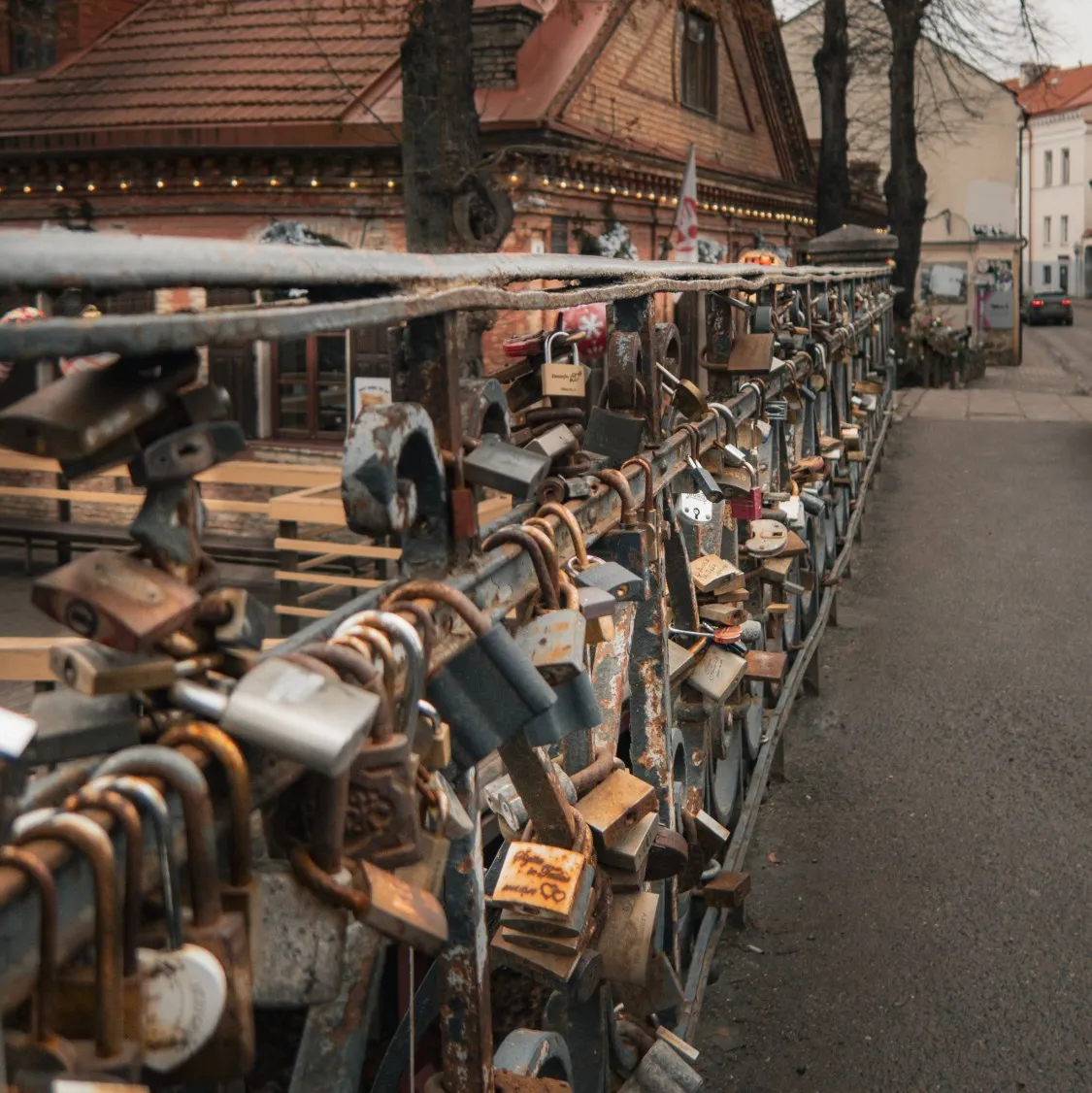 vilnius places to visit uzupis