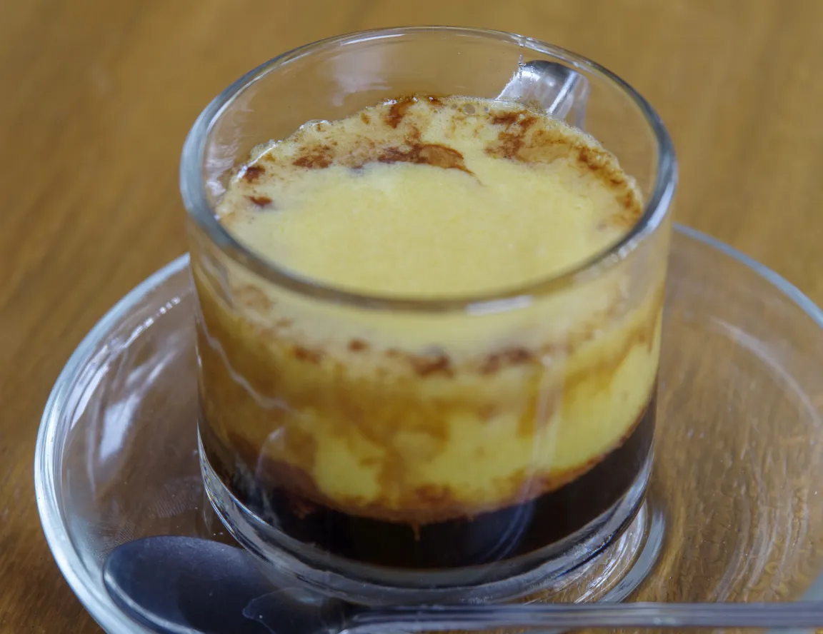 vietnamese food egg coffee