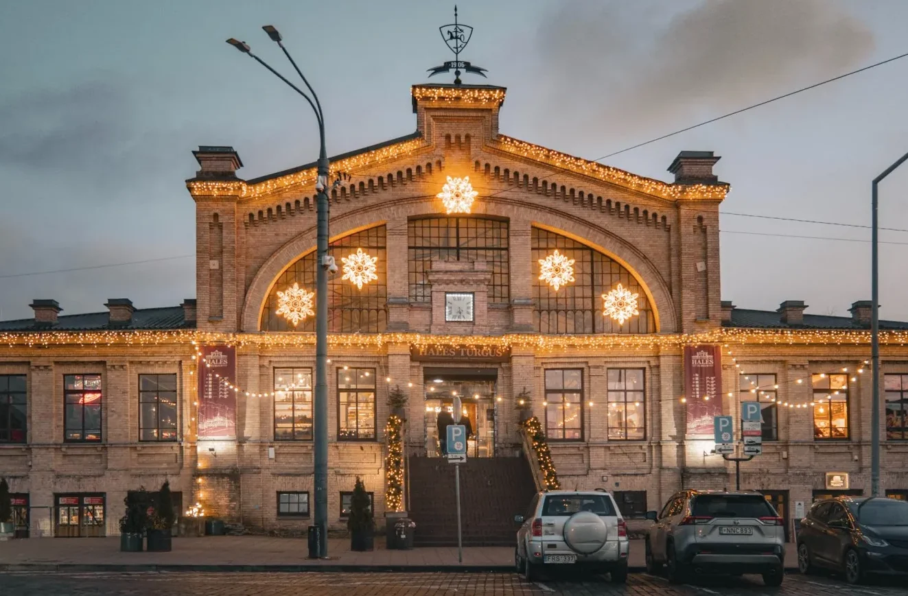 what to do in vilnius Hales Market