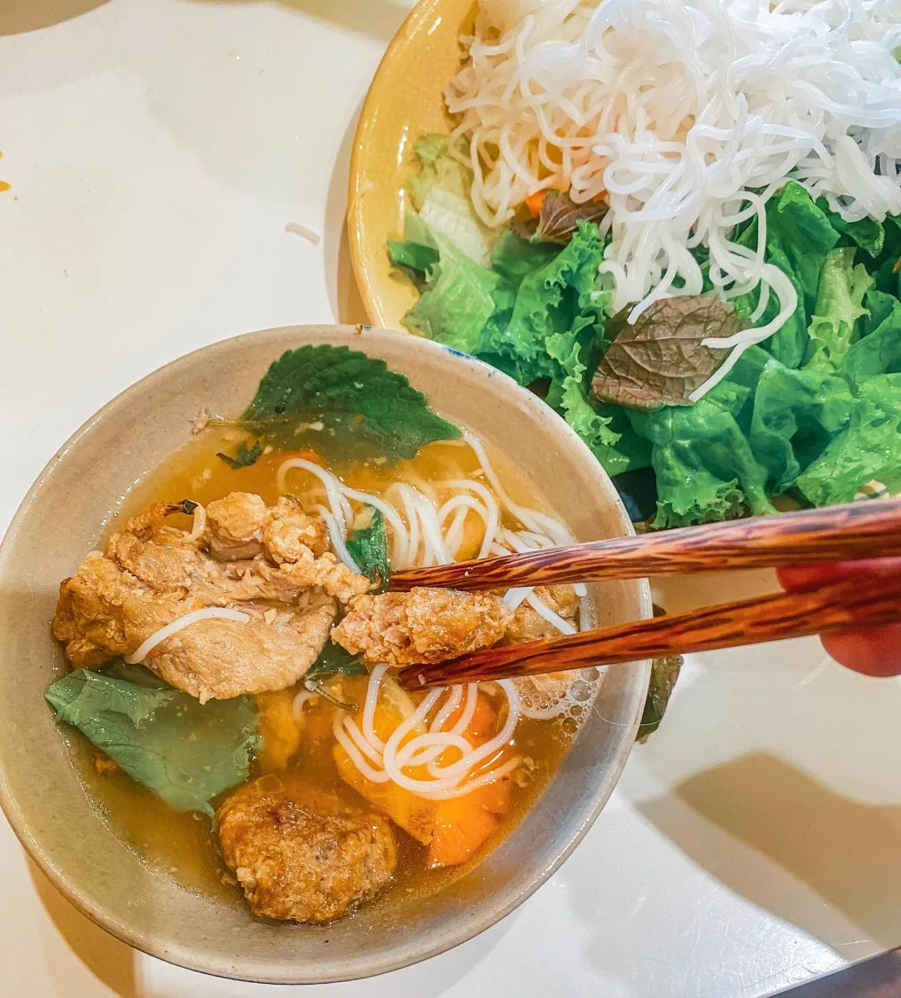 best vietnamese food bun cha