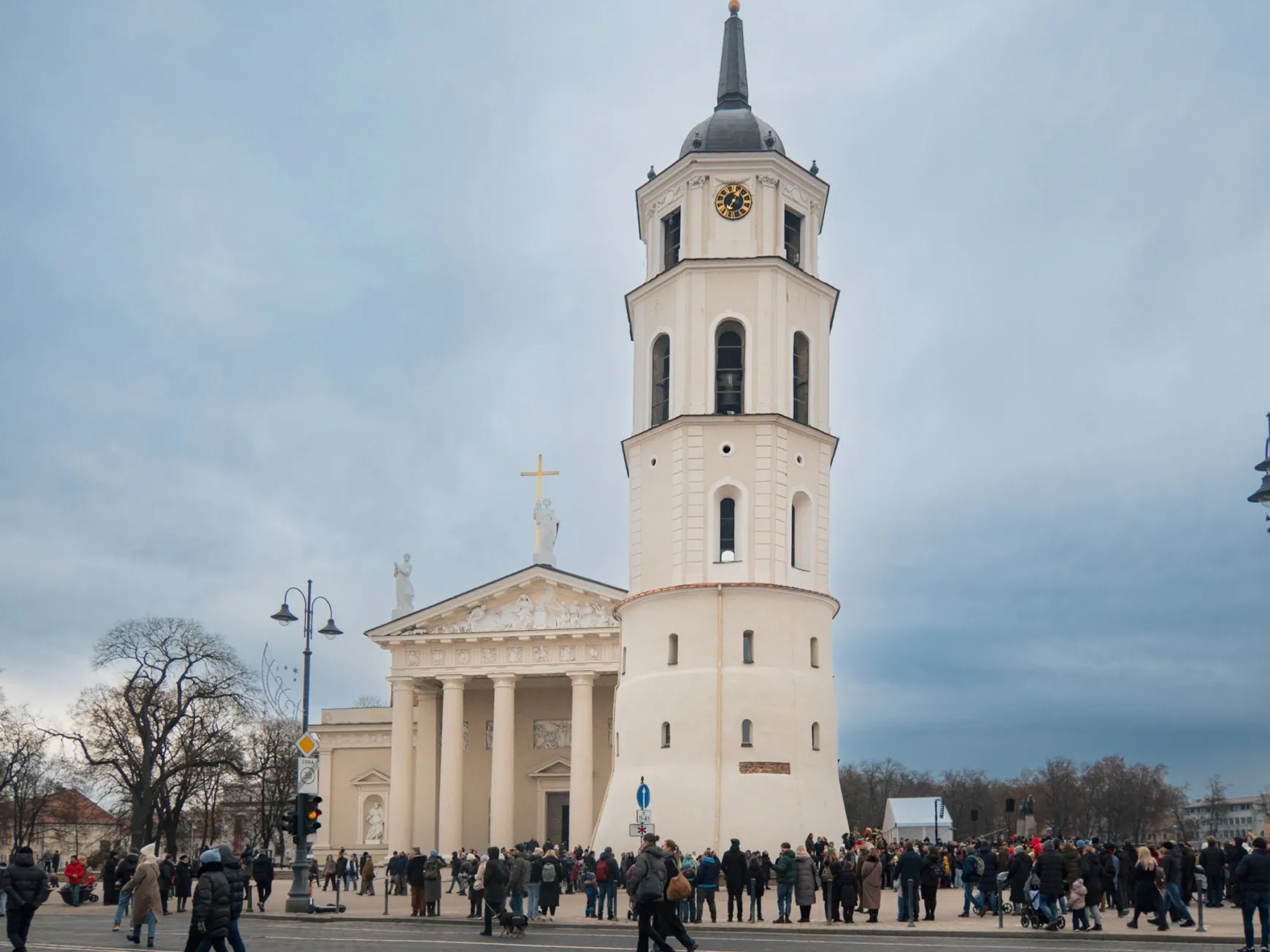 best areas to stay vilnius old town cathedral square