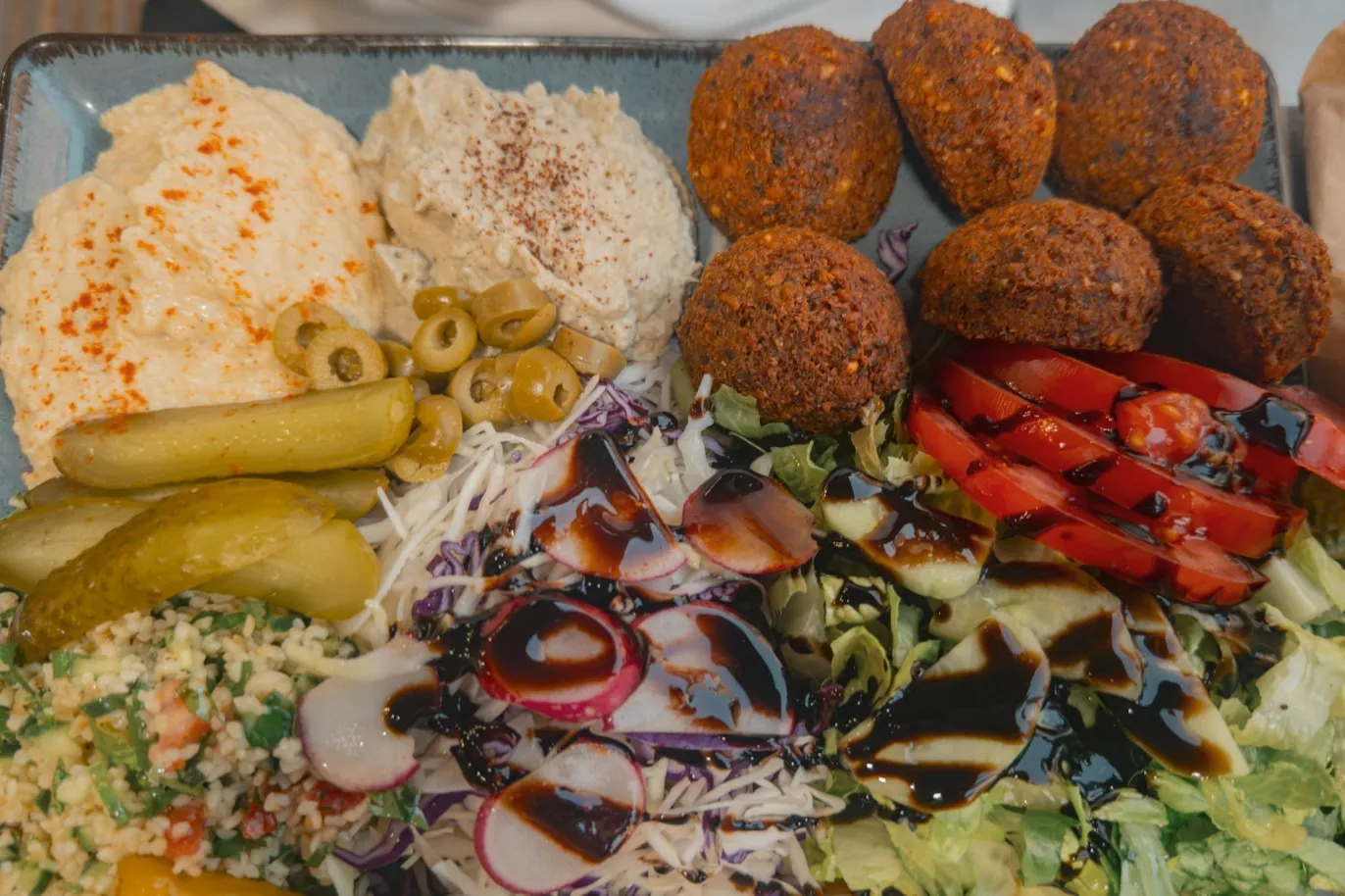 6 falafel, dips, pickles and salad from falavela chania
