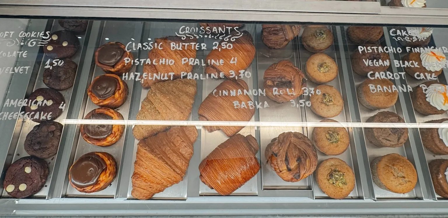 monogram cafe pastries chania