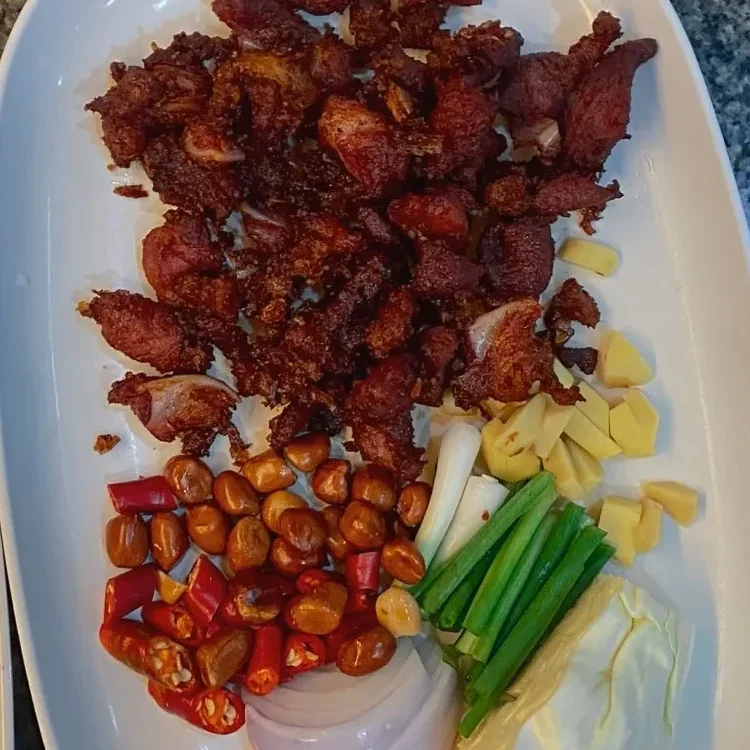 bbq pork pieces with peanuts chinese restaurant bangkok