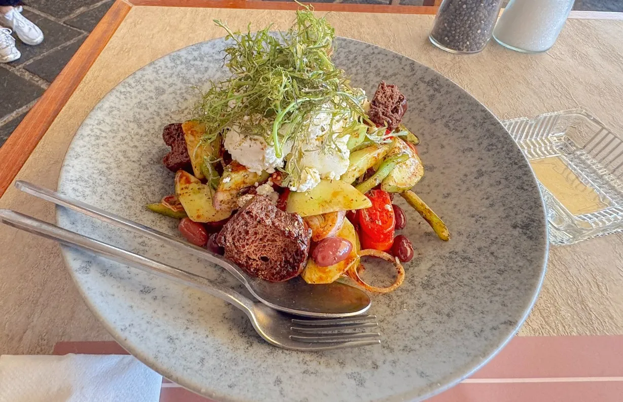 cretan salad chania