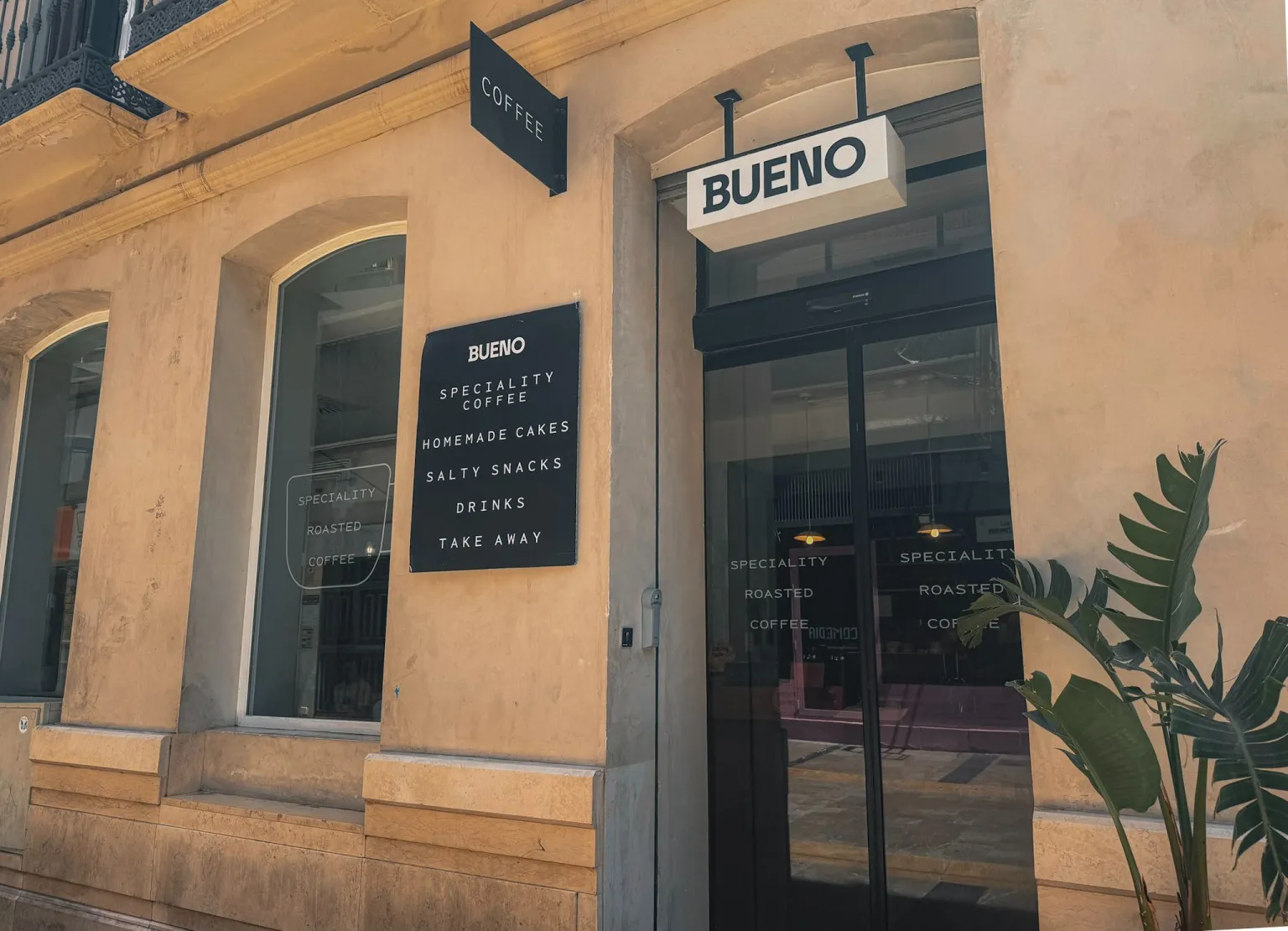 bueno speciality coffee malaga
