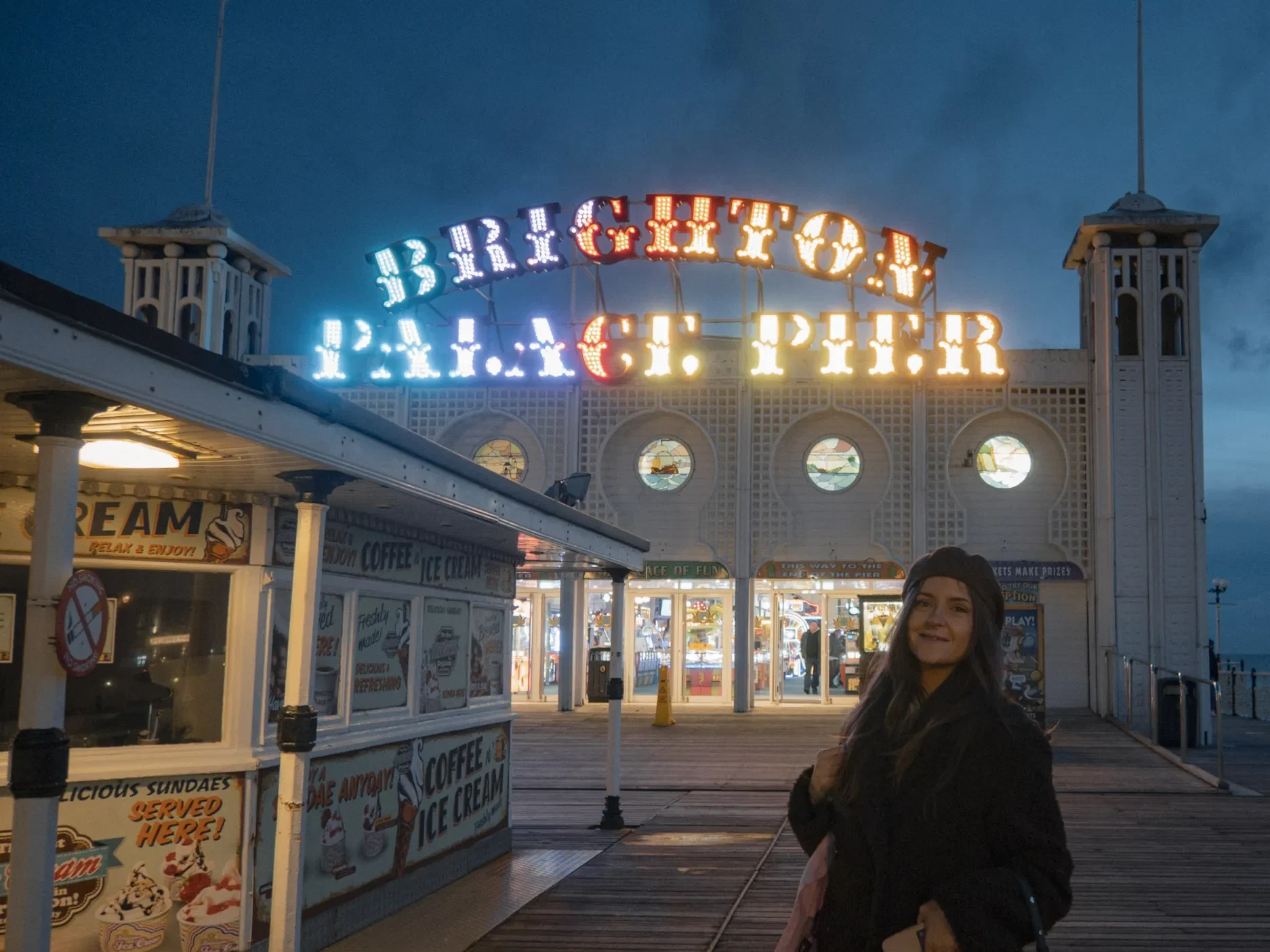 tara o'reilly Brighton palace pier at night